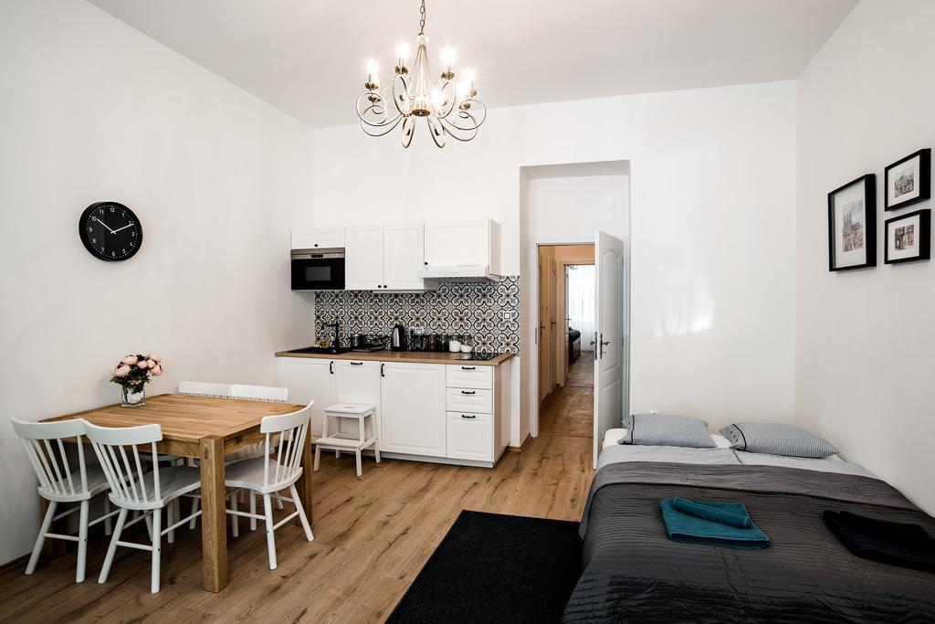 פראג Apartment Gesse Brezinova מראה חיצוני תמונה